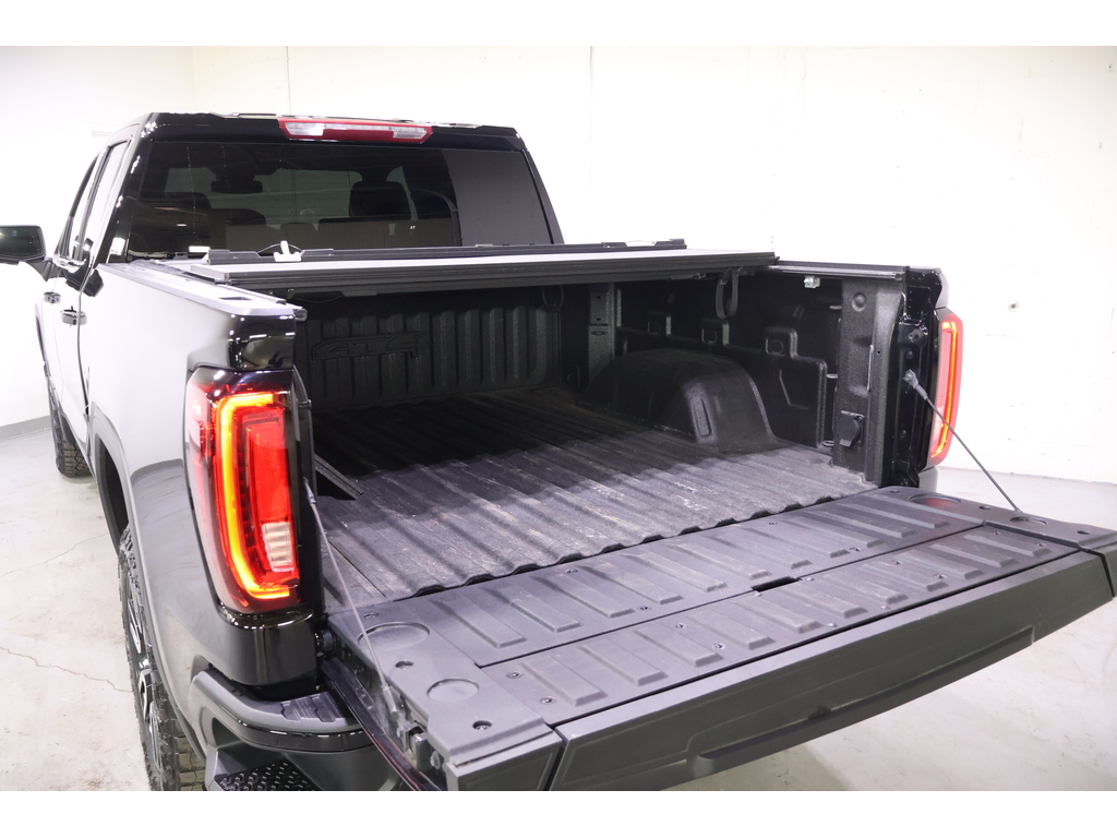 2024 GMC Sierra 1500 4WD Crew Cab 147  AT4, Toronto, Cash
