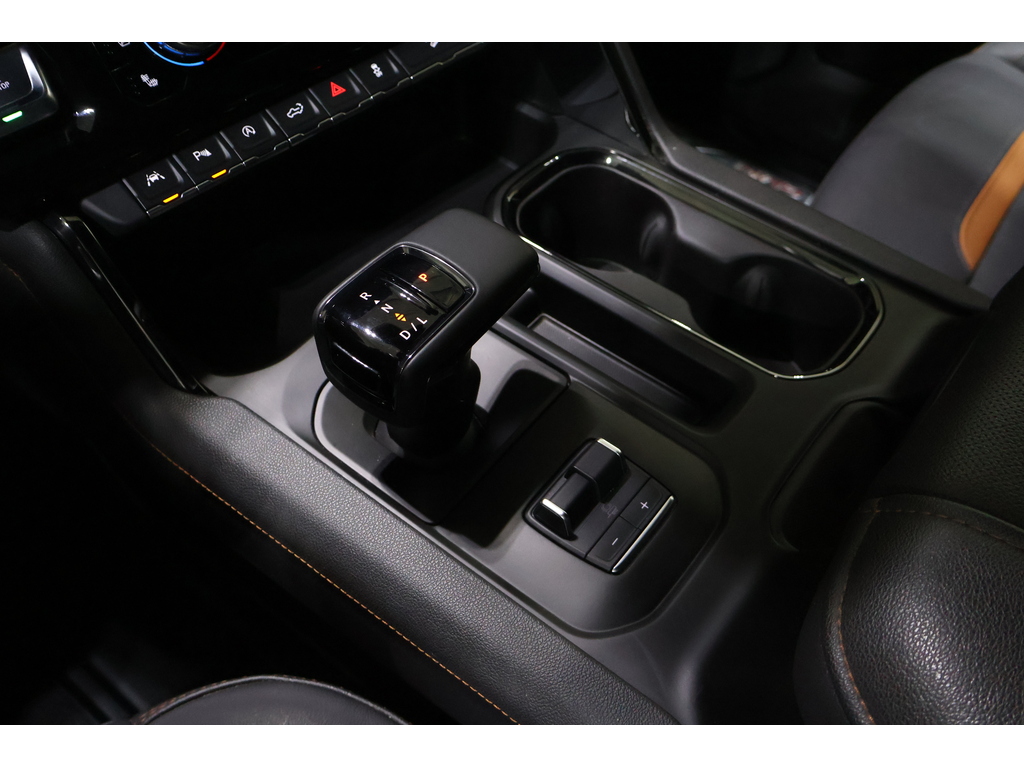 2024 GMC Sierra 1500 4WD Crew Cab 147  AT4, Toronto, Cash