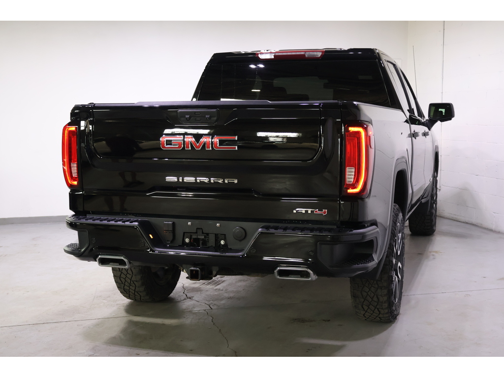 2024 GMC Sierra 1500 4WD Crew Cab 147  AT4, Toronto, Cash