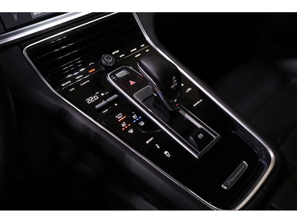 2020 Porsche Panamera Sport Turismo 4, Toronto, Cash