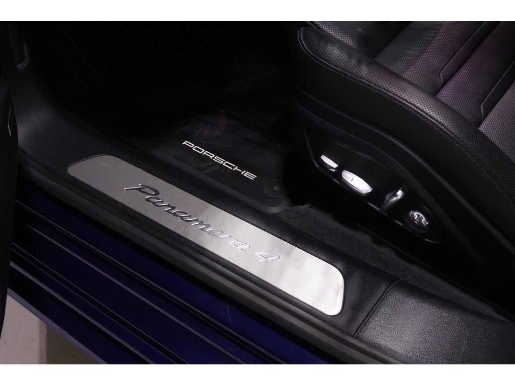 2020 Porsche Panamera Sport Turismo 4, Toronto, Cash