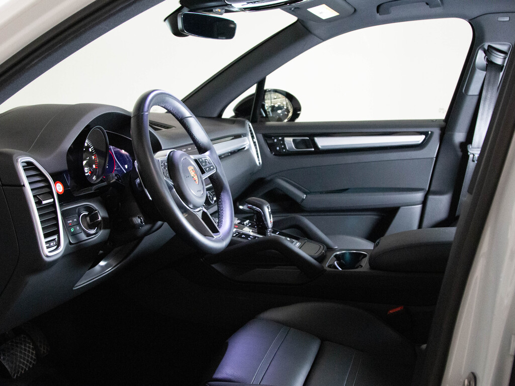 2023 Porsche Cayenne E-Hybrid Platinum Edition, Toronto, Cash