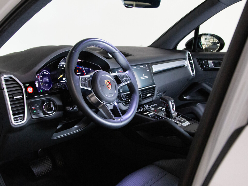 2023 Porsche Cayenne E-Hybrid Platinum Edition, Toronto, Cash