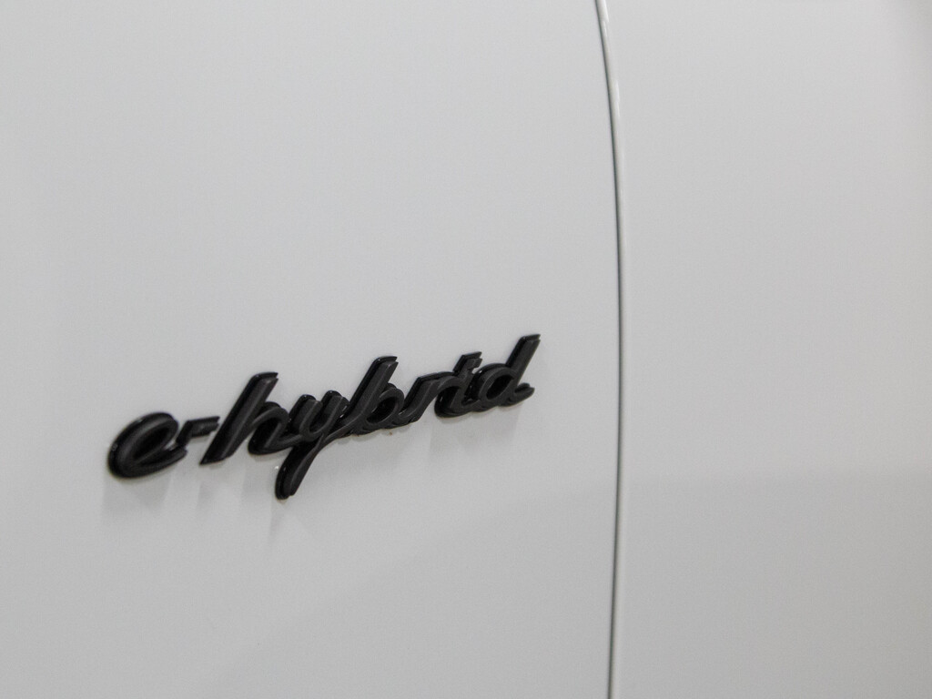 2023 Porsche Cayenne E-Hybrid Platinum Edition, Toronto, Cash