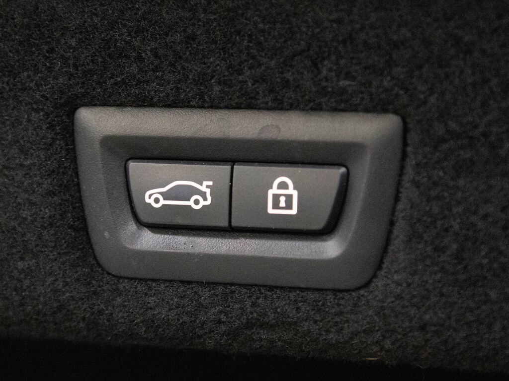 2020 BMW 750i xDrive, Toronto, Cash