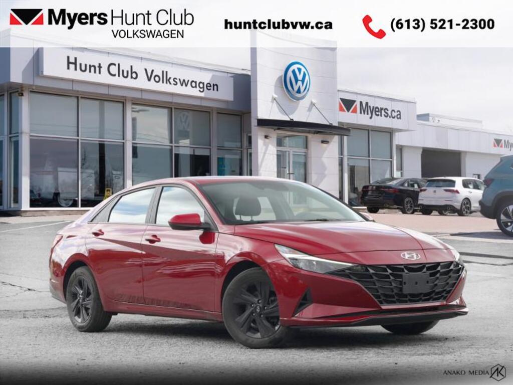 2023 Hyundai Elantra Preferred - Heated Seats