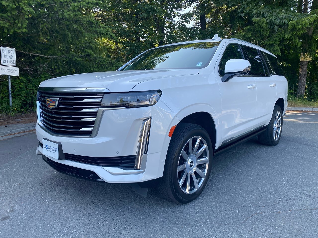 2021 Cadillac Escalade PREMIUM LUXURY PLATINUM Low Mileage, No Accidents 