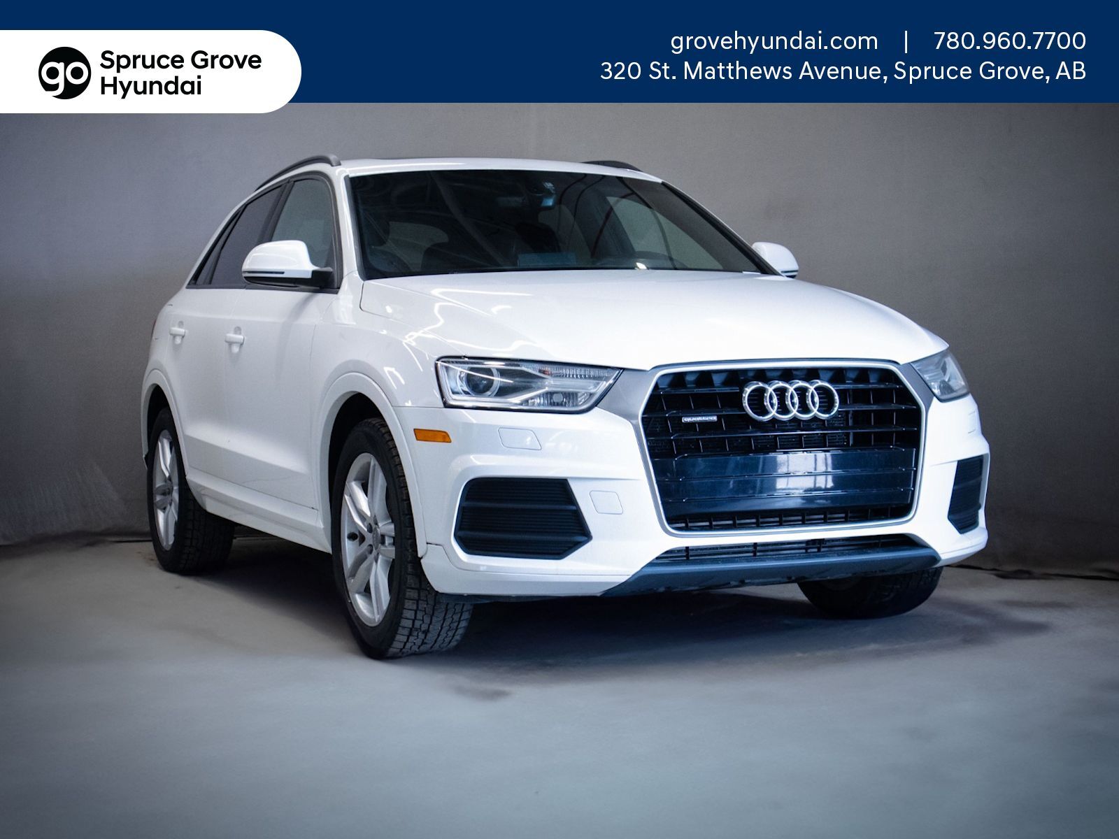 2017 Audi Q3 KOMFORT: HEATED SEATS, MOONROOF, LOW MILEAGE