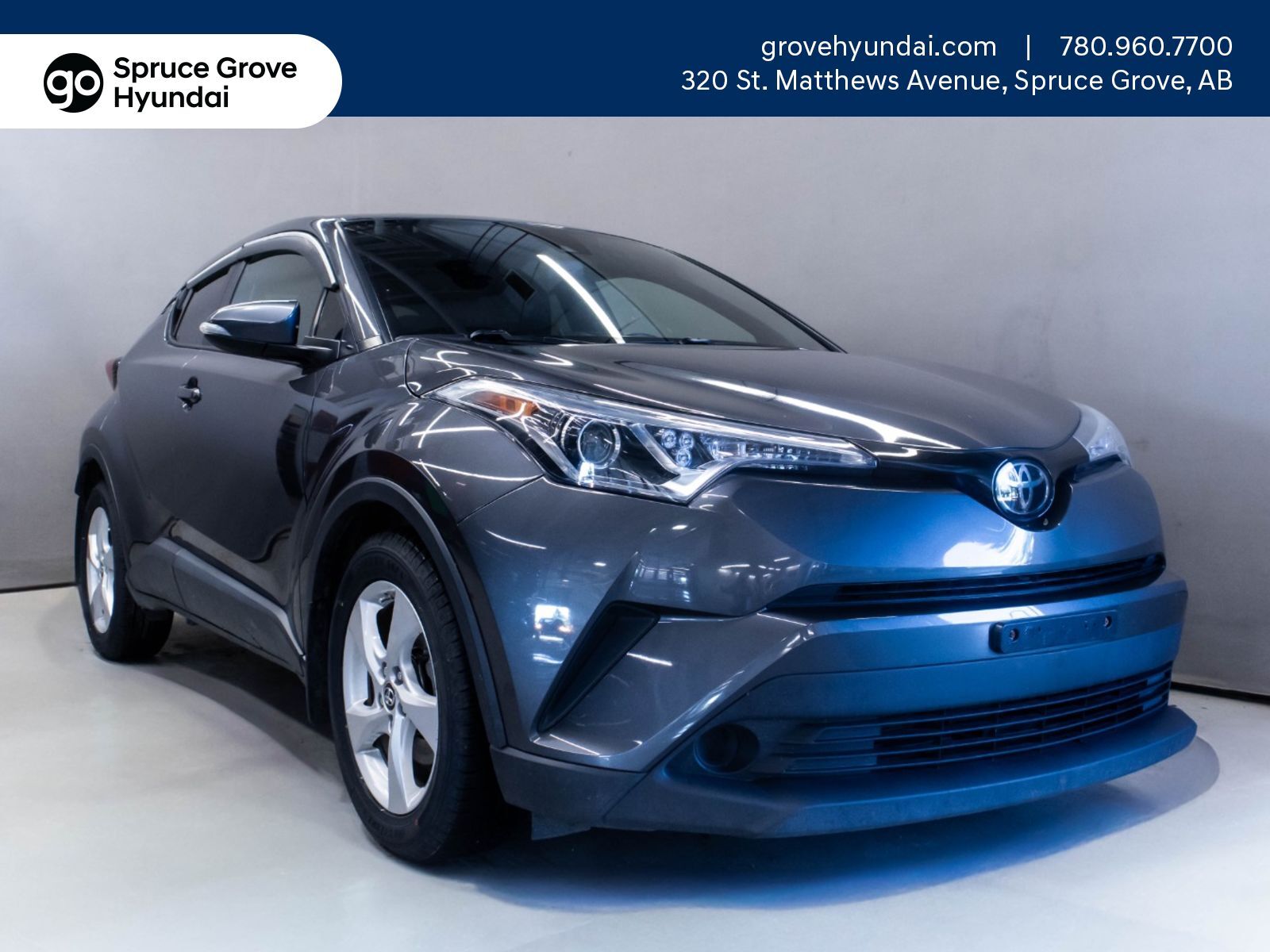 2018 Toyota C-HR XLE: Heated Seats, Apple CarPlay, Lane Assist, Bac