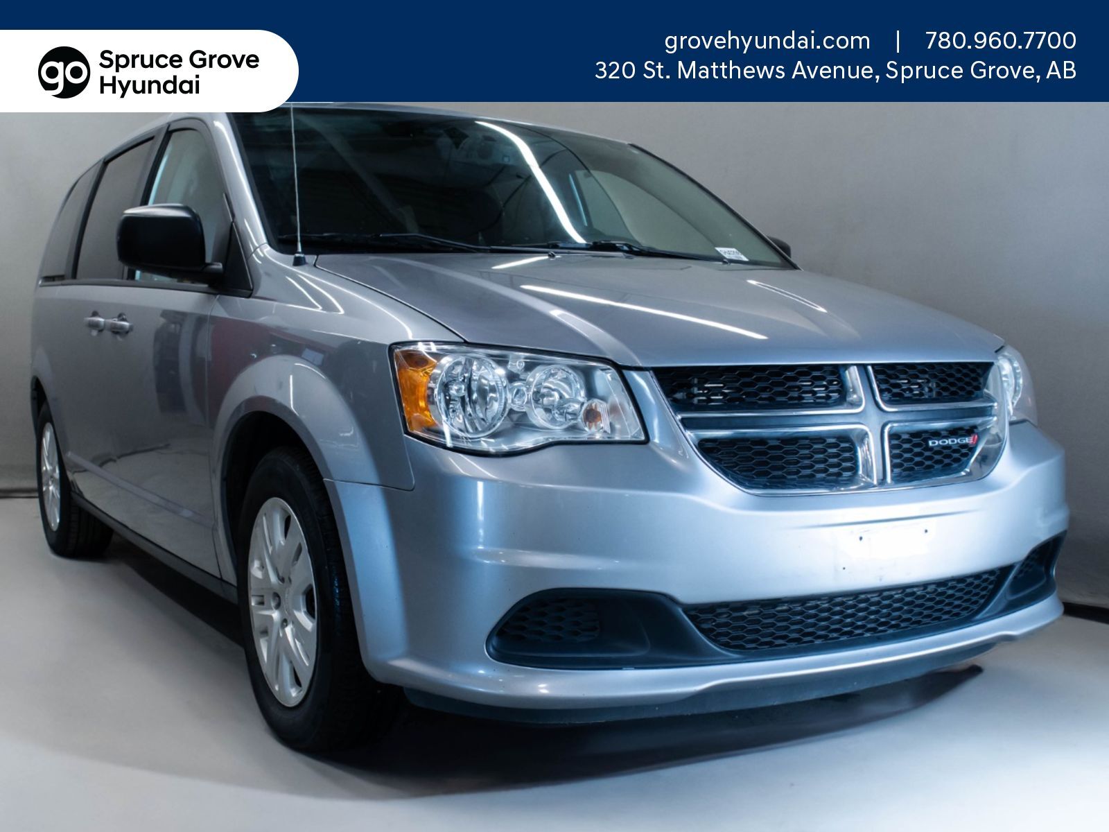 2018 Dodge Grand Caravan SXT: Stow and Go 7 Seater, Bluetooth, Rear Climate