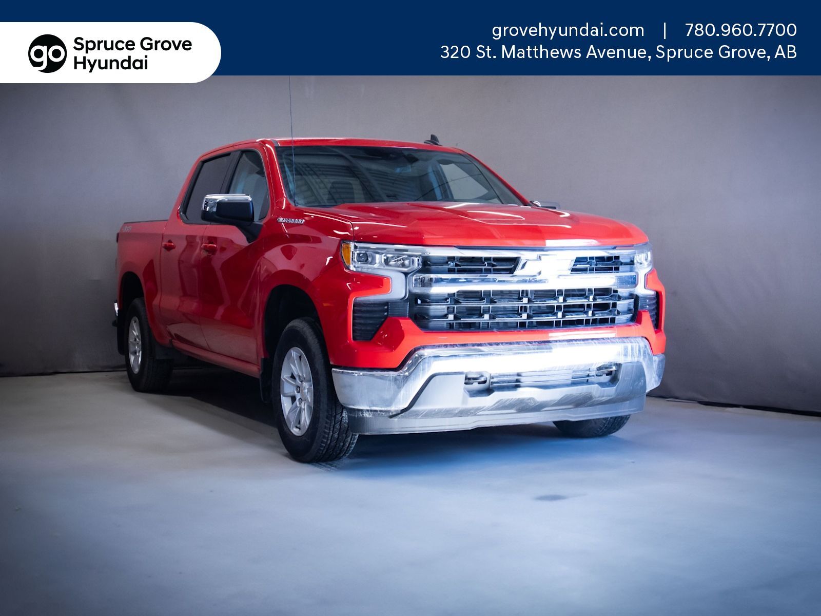 2025 Chevrolet Silverado 1500 LT: HEATED SEATS, HEATED STEERING WHEEL LOW MILEAG