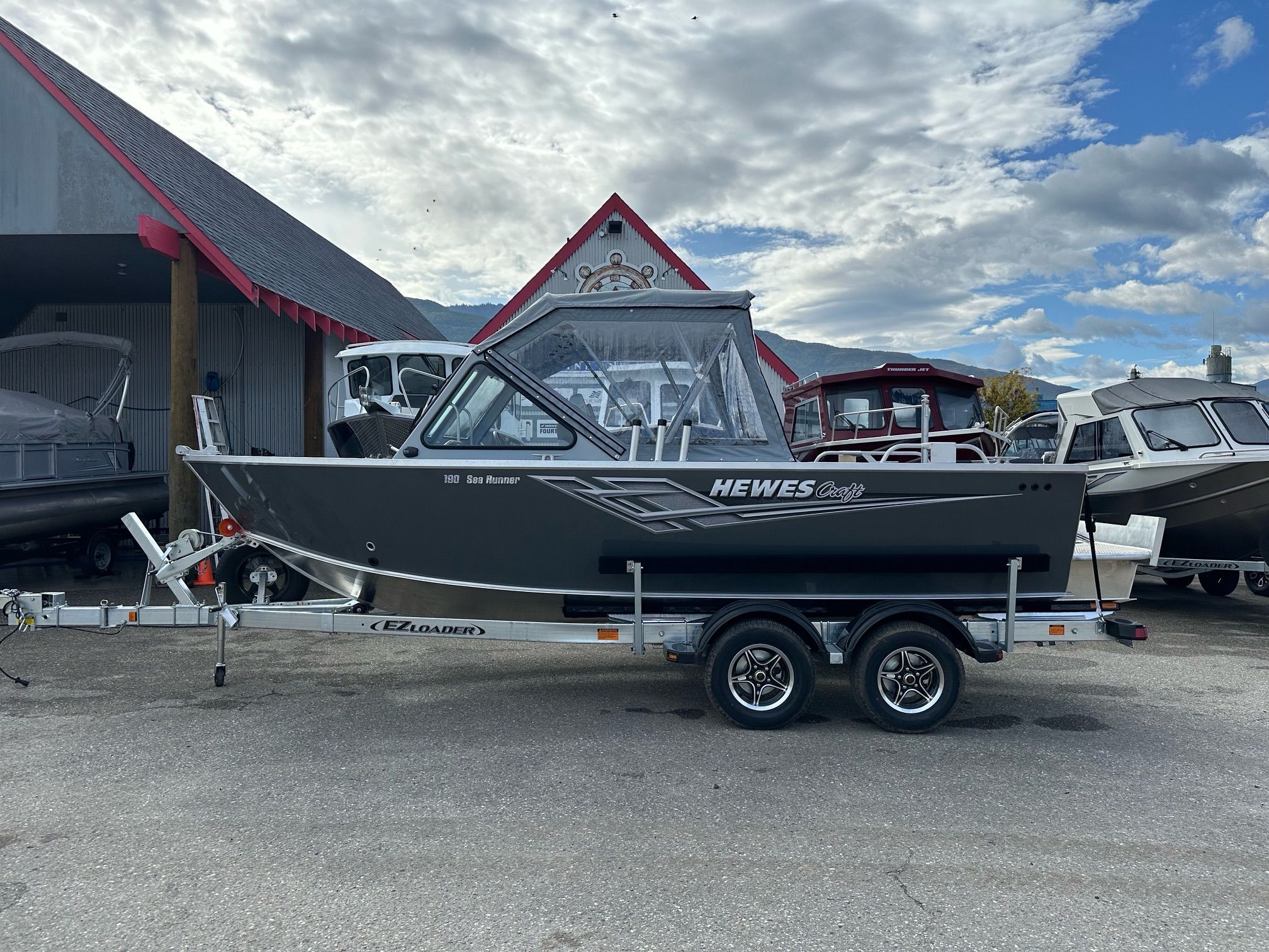 2025 Hewescraft 190 SEARUNNER ET 