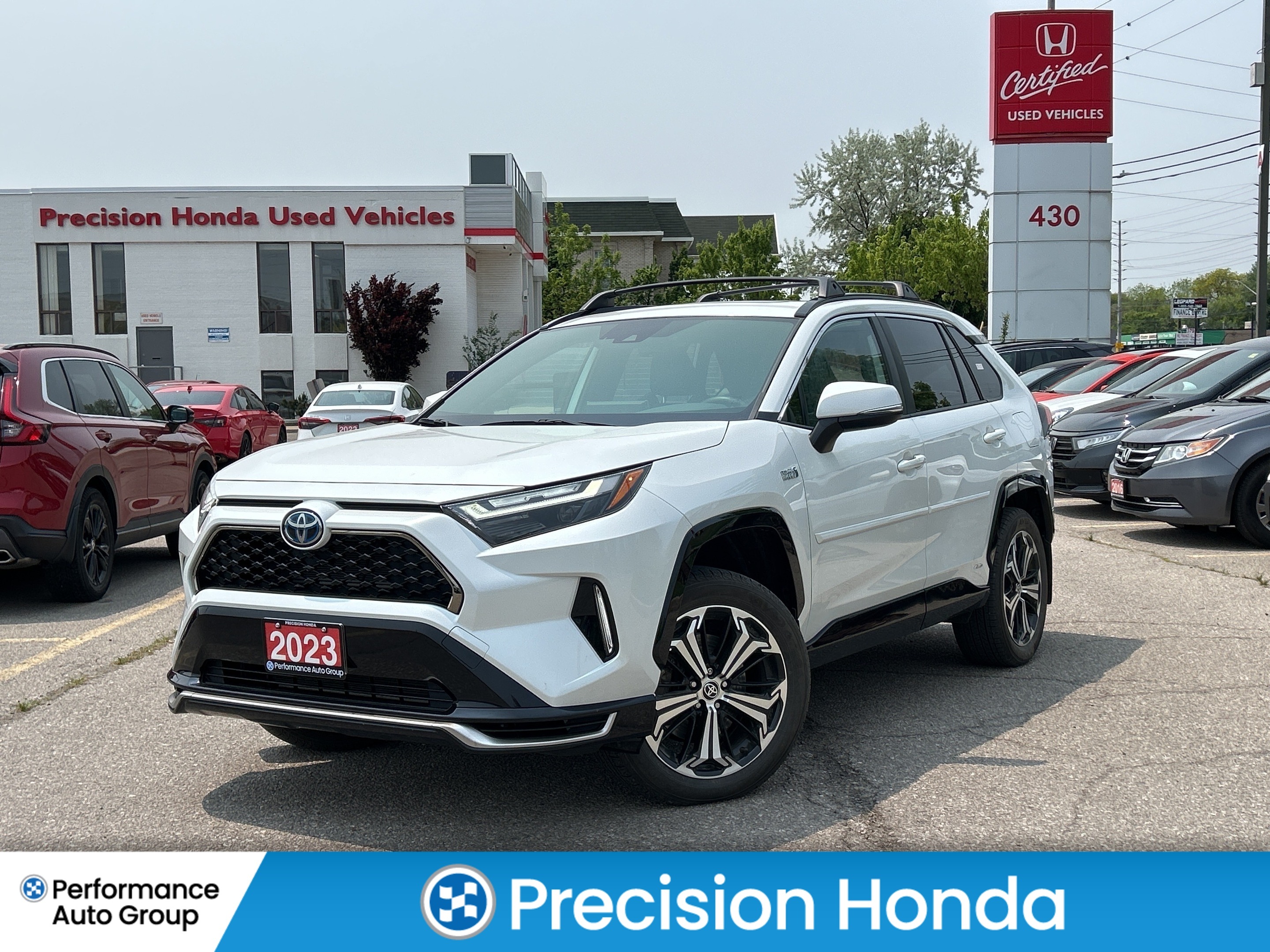 2023 Toyota RAV4 Prime XSE Prime AWD - CarPlay - Sunroof - 2Sets of Tires