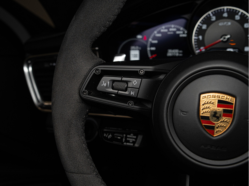 2021 Porsche Panamera GTS, Toronto, Cash
