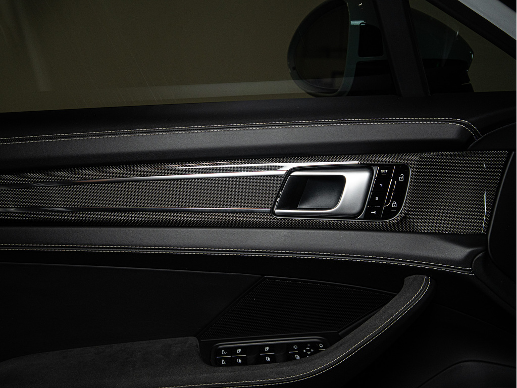 2021 Porsche Panamera GTS, Toronto, Cash
