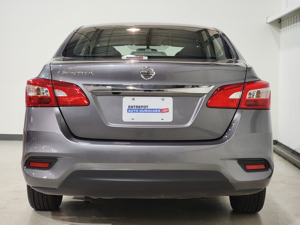 Nissan Sentra 2019