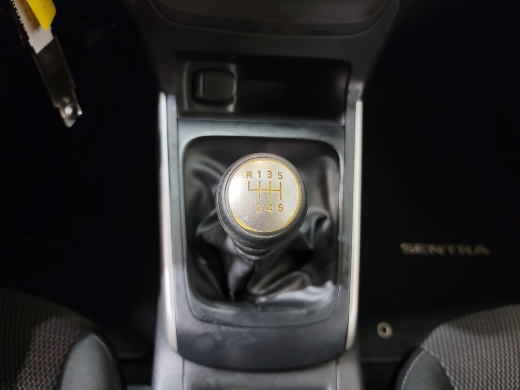 Nissan Sentra 2019