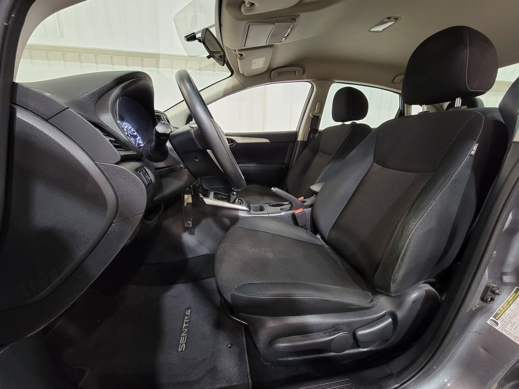 Nissan Sentra 2019