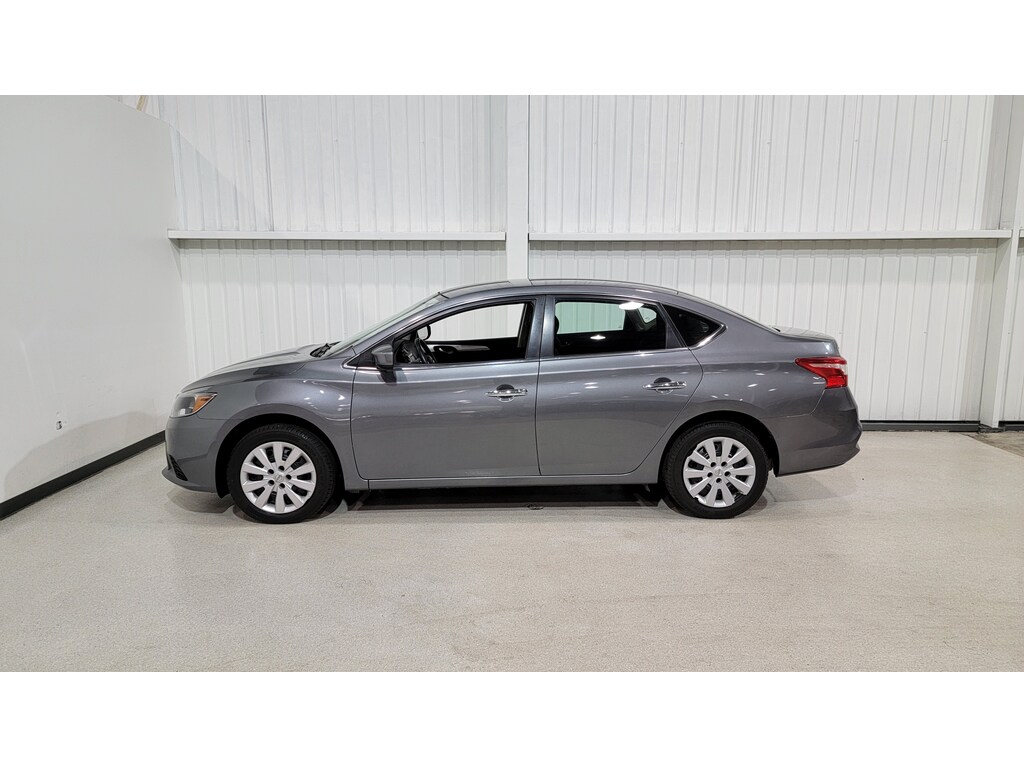 Nissan Sentra 2019