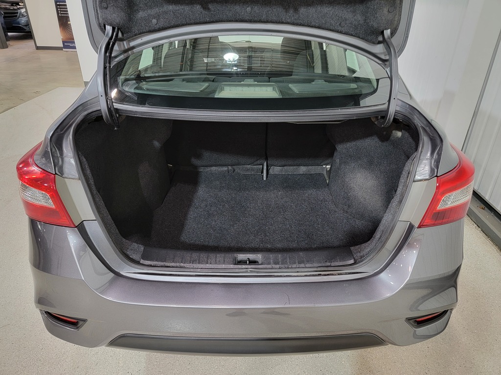 Nissan Sentra 2019