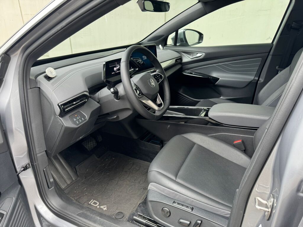 2023 Volkswagen ID.4 Pro, Vancouver, Cash