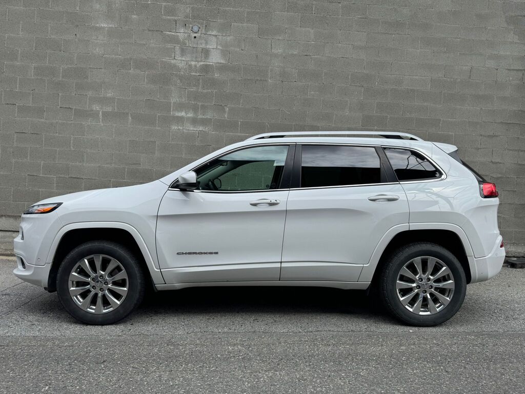 2016 Jeep Cherokee Overland, Vancouver, Cash