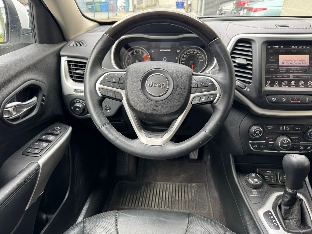 2016 Jeep Cherokee Overland, Vancouver, Cash