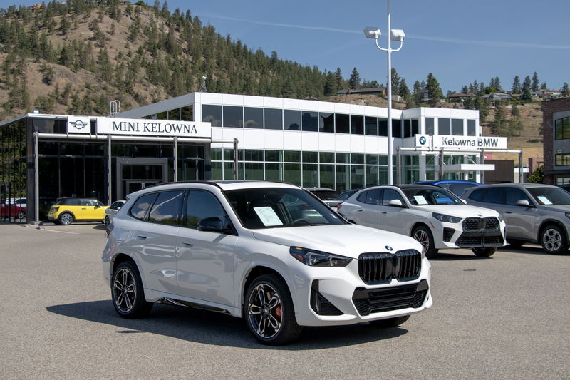 2025 BMW X1 xDrive28i