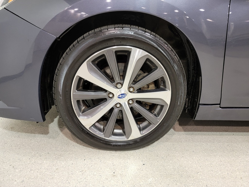Subaru Legacy 2016