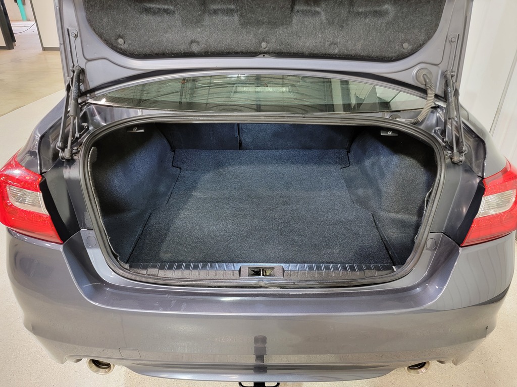 Subaru Legacy 2016