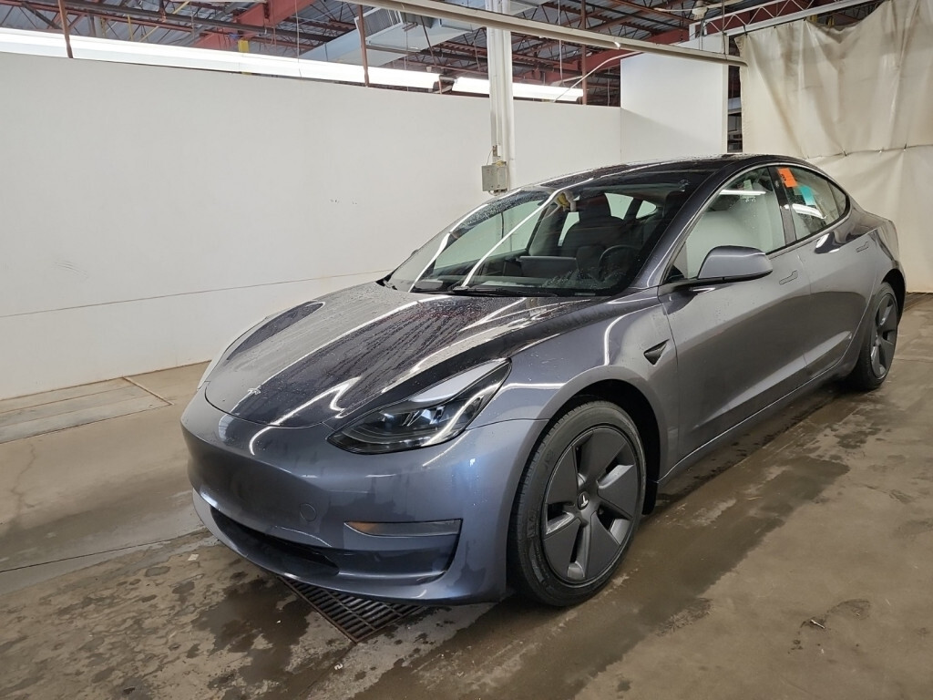 2023 Tesla Model 3 Standard Range Plus / FSD Computer / Autopilot / N