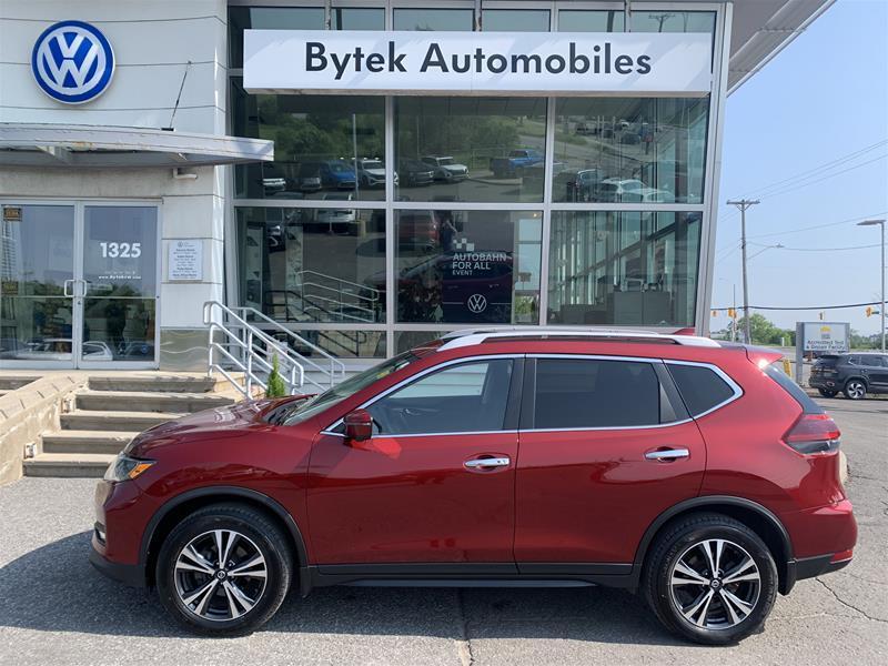 2020 Nissan Rogue SV