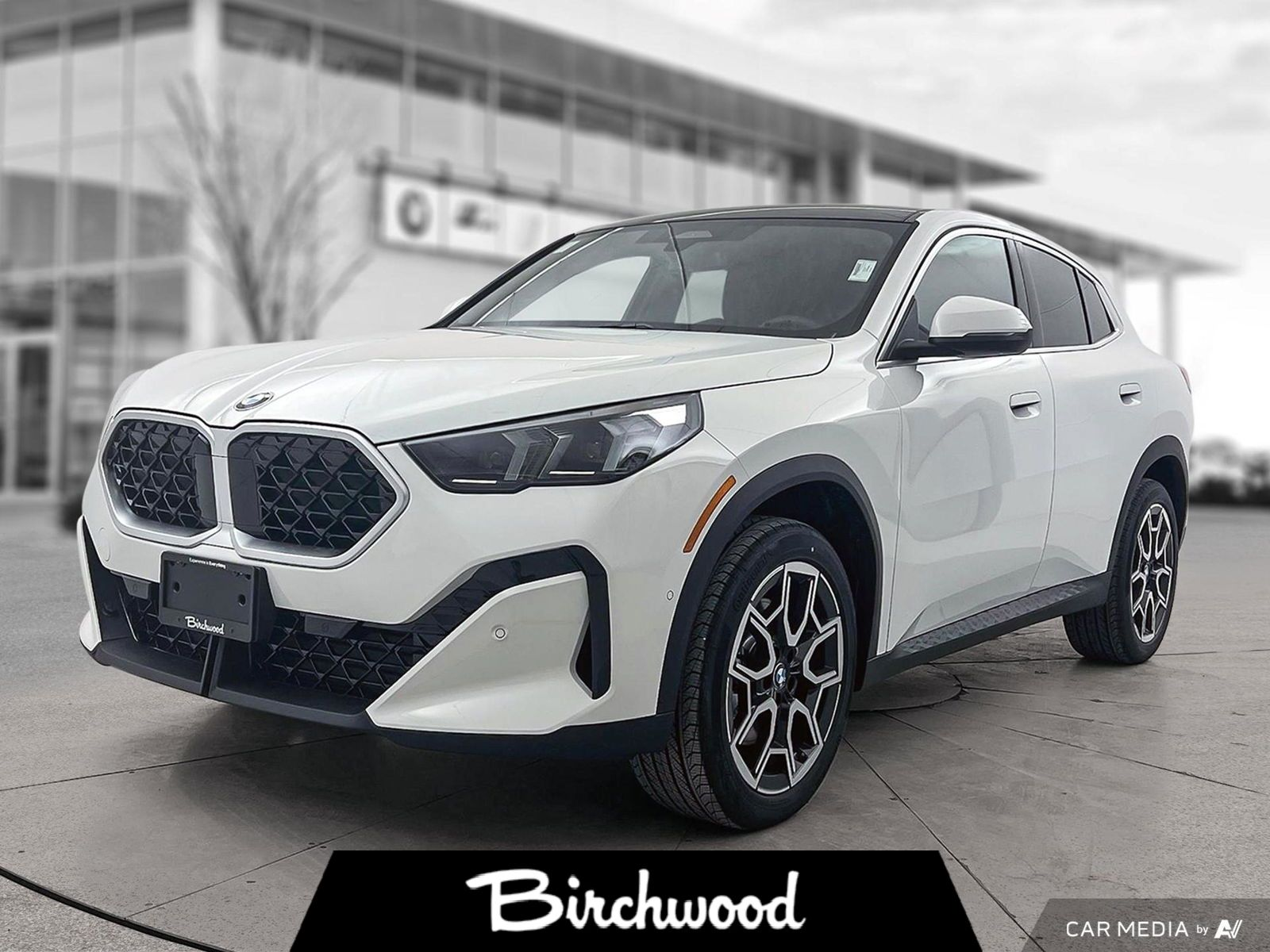 2025 BMW X2 xDrive28i Premium Essential Package