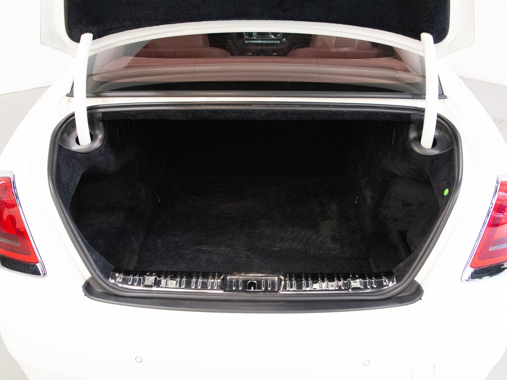2015 Rolls-Royce Wraith COUPE      24" RIM   STARLIGHT HEADLINER   RED INT, Toronto, Cash