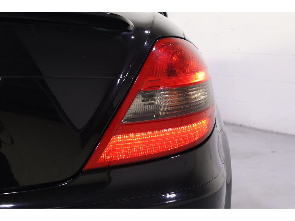 2010 Mercedes-Benz SLK 350 2LOOK EDITION; 1 OF 25 IN CANADA CLEAN CARFAX, Toronto, Cash