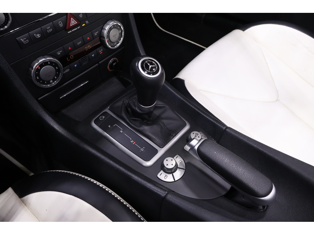 2010 Mercedes-Benz SLK 350 2LOOK EDITION; 1 OF 25 IN CANADA CLEAN CARFAX, Toronto, Cash