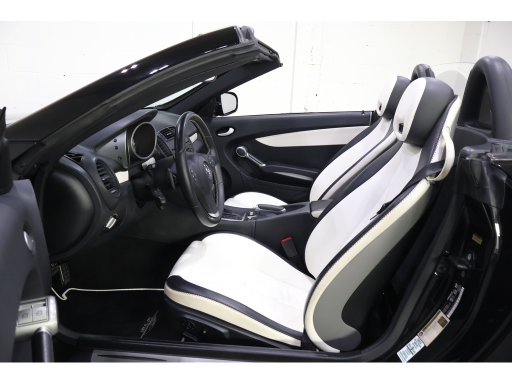 2010 Mercedes-Benz SLK 350 2LOOK EDITION; 1 OF 25 IN CANADA CLEAN CARFAX, Toronto, Cash