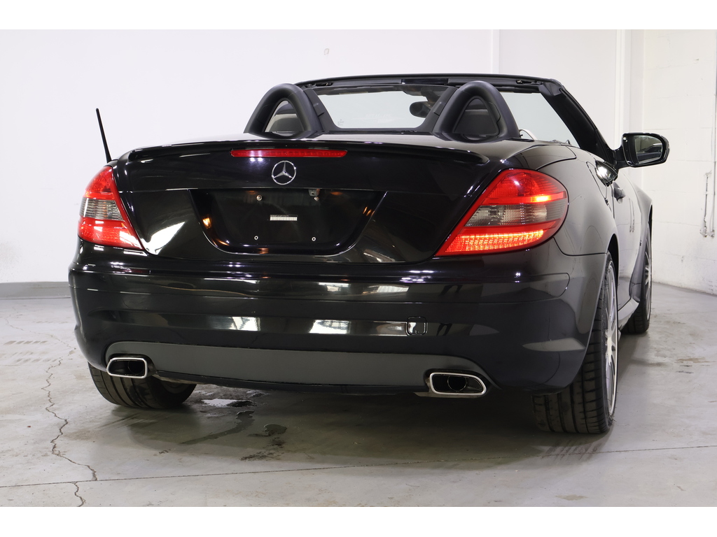2010 Mercedes-Benz SLK 350 2LOOK EDITION; 1 OF 25 IN CANADA CLEAN CARFAX, Toronto, Cash