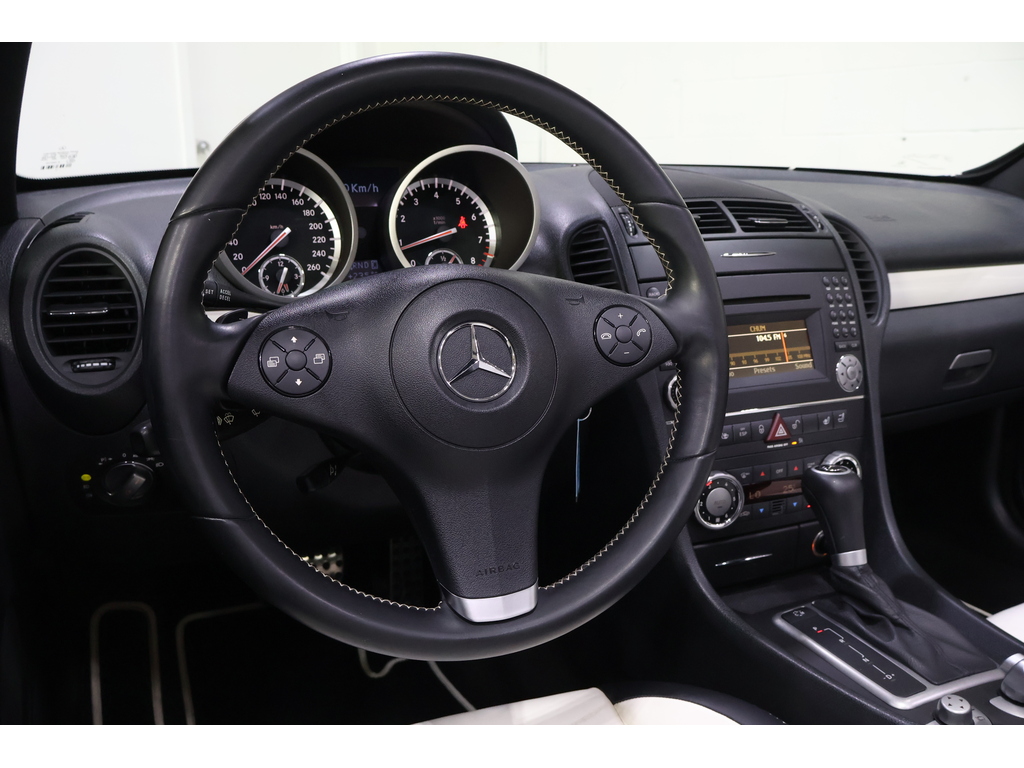 2010 Mercedes-Benz SLK 350 2LOOK EDITION; 1 OF 25 IN CANADA CLEAN CARFAX, Toronto, Cash