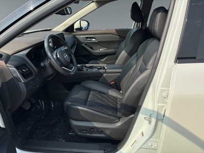 used 2023 Nissan Rogue car, priced at $30,999