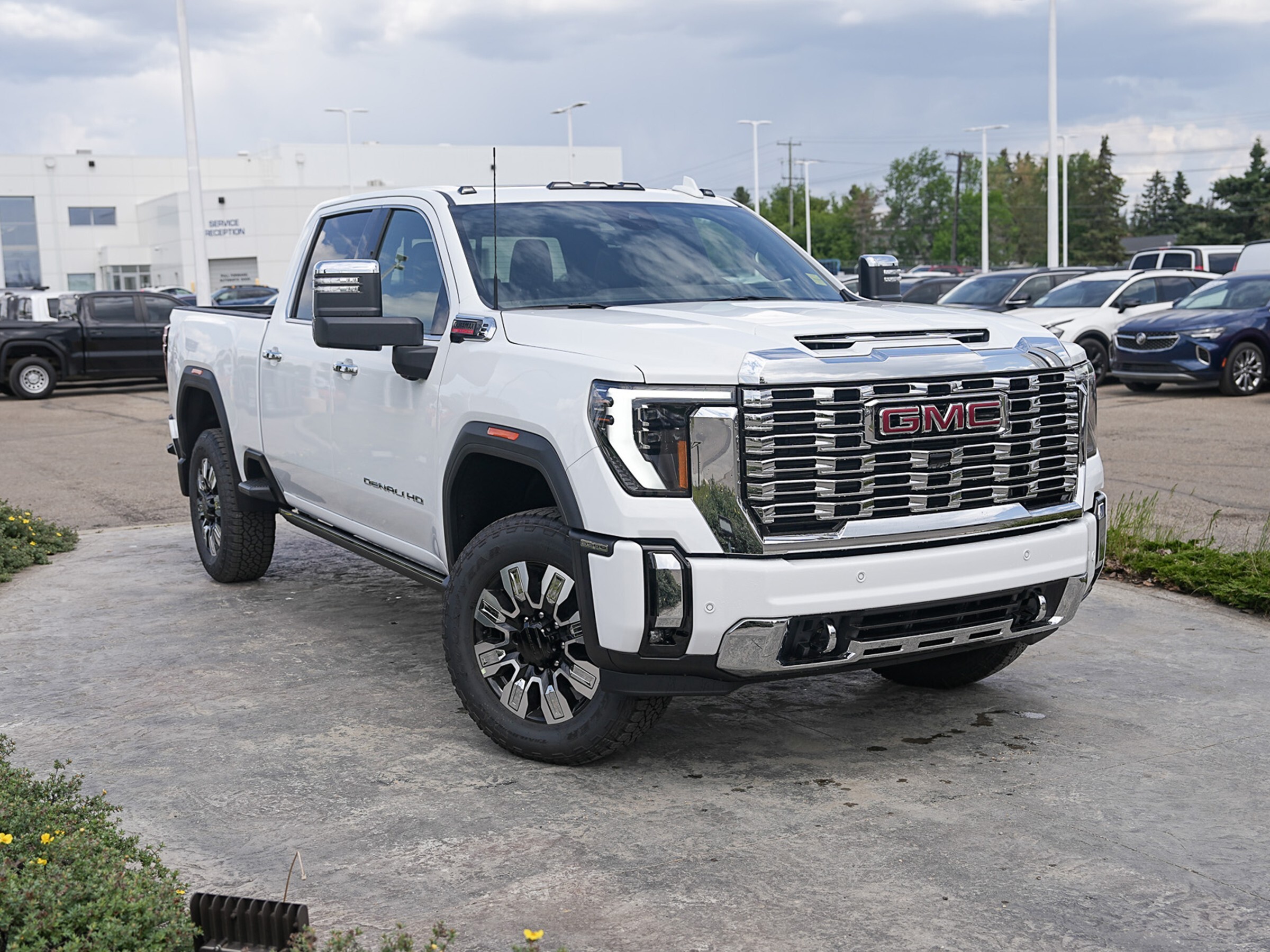 2025 GMC Sierra 3500HD Denali Diesel Reserve Package