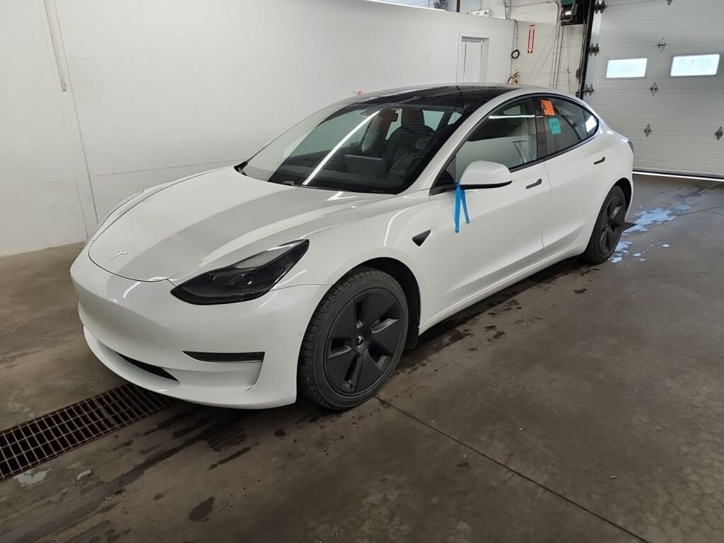 2021 Tesla Model 3 Standard Range Plus / FSD Computer / Autopilot / N
