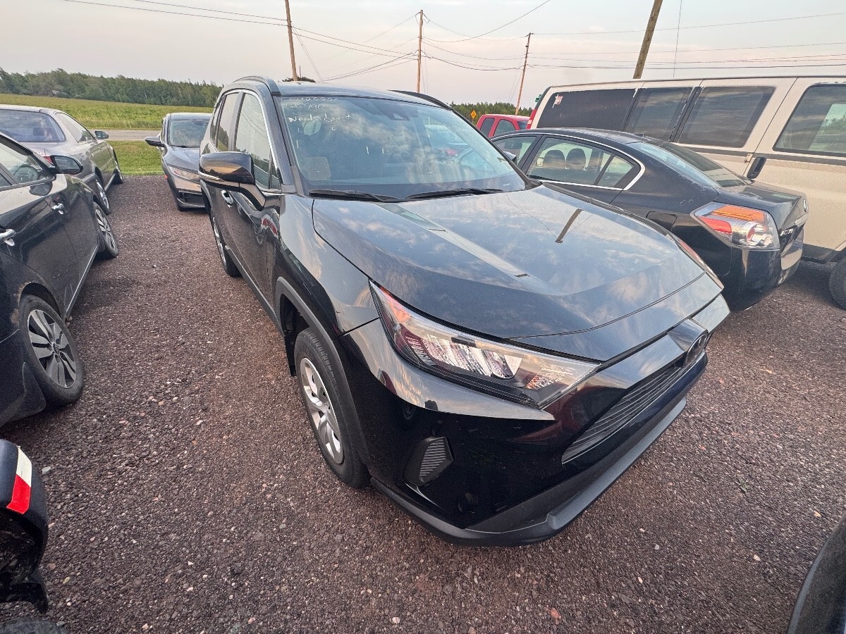 2020 Toyota RAV4  LE AWD $119 Weekly Tax In