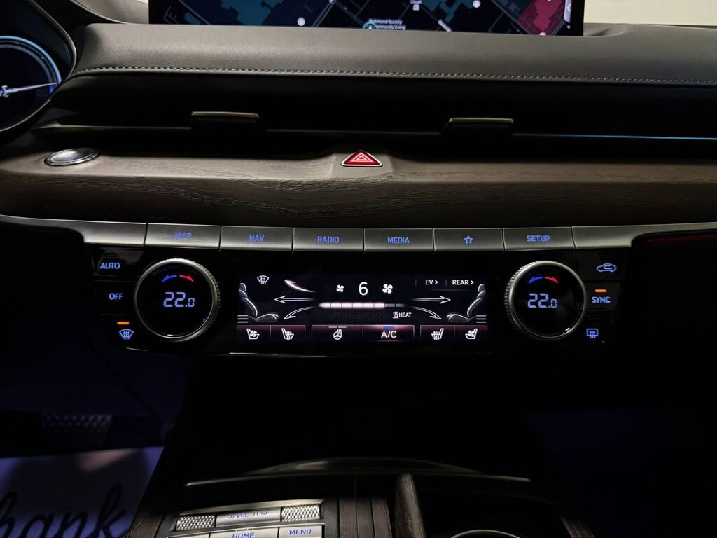 2023 Genesis Electrified G80 Prestige AWD, Vancouver, Cash