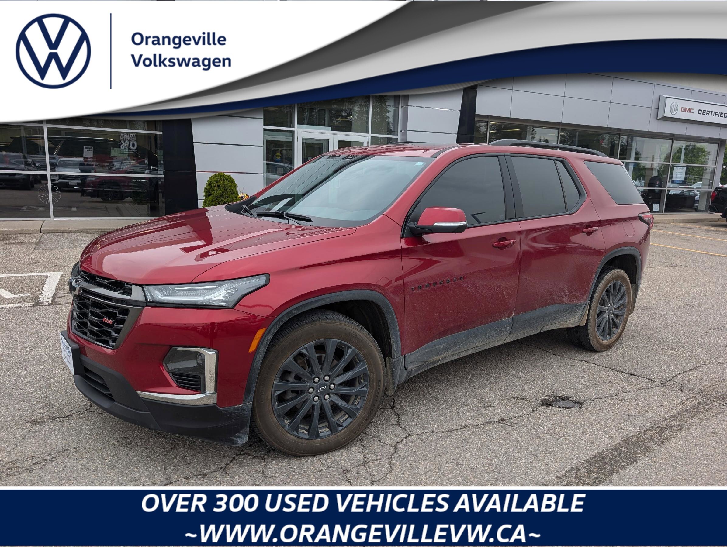 2023 Chevrolet Traverse RSRS AWD, V6, NAV, ROOF, HTD LEATHER, 1-OWNER!