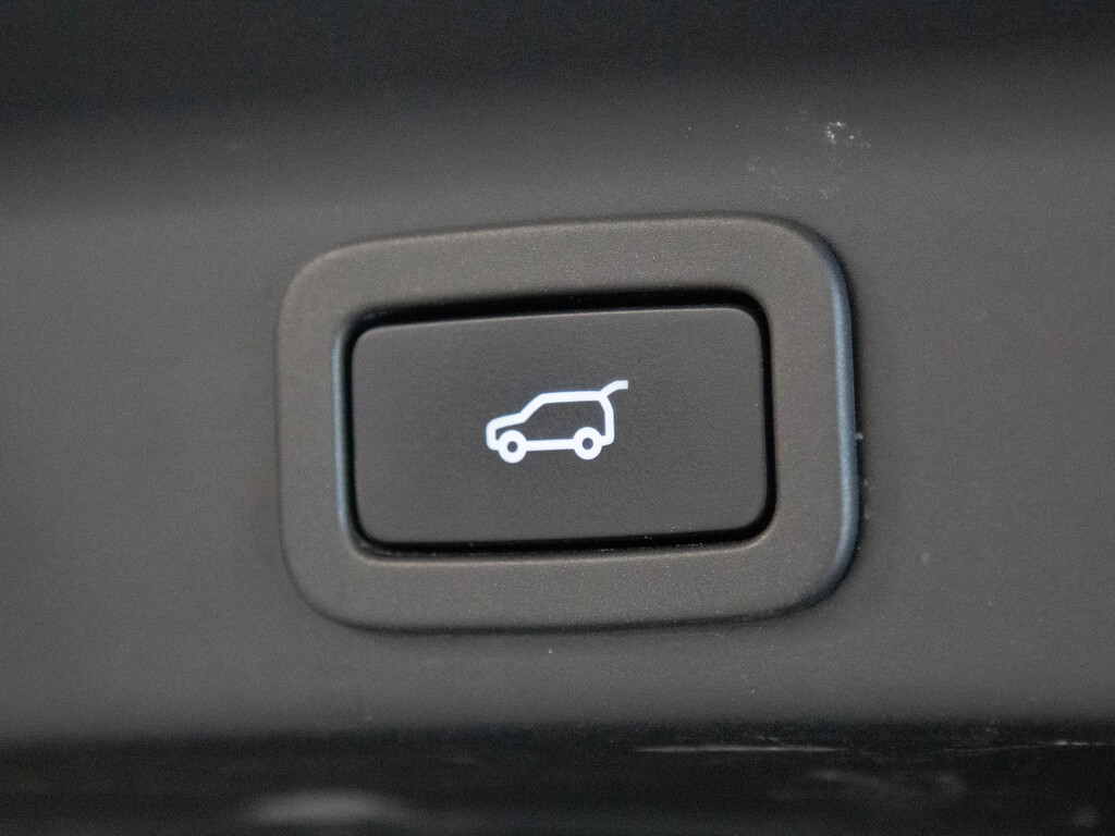 2020 Jaguar F-PACE SVR, Toronto, Cash