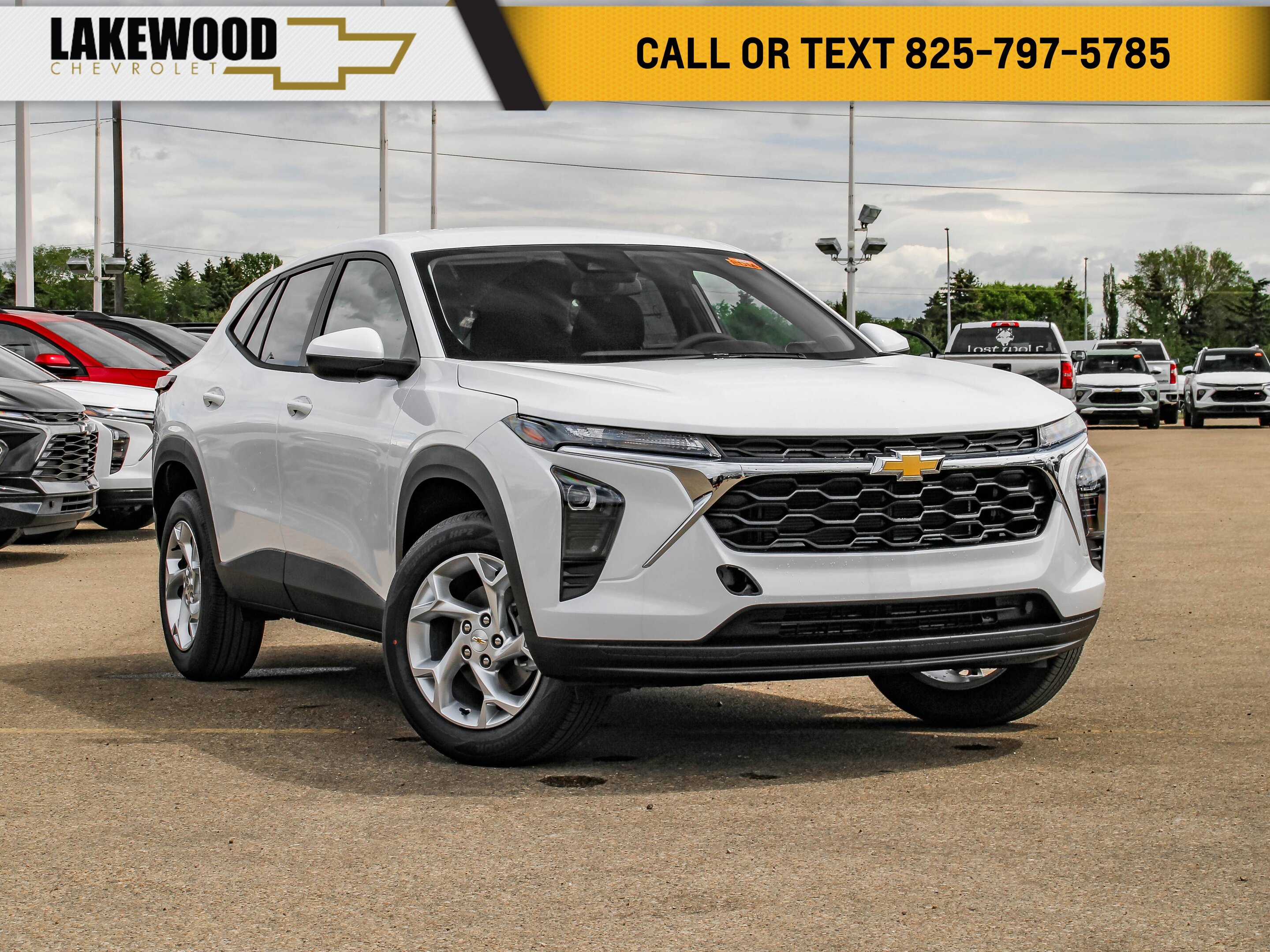 2025 Chevrolet Trax LS