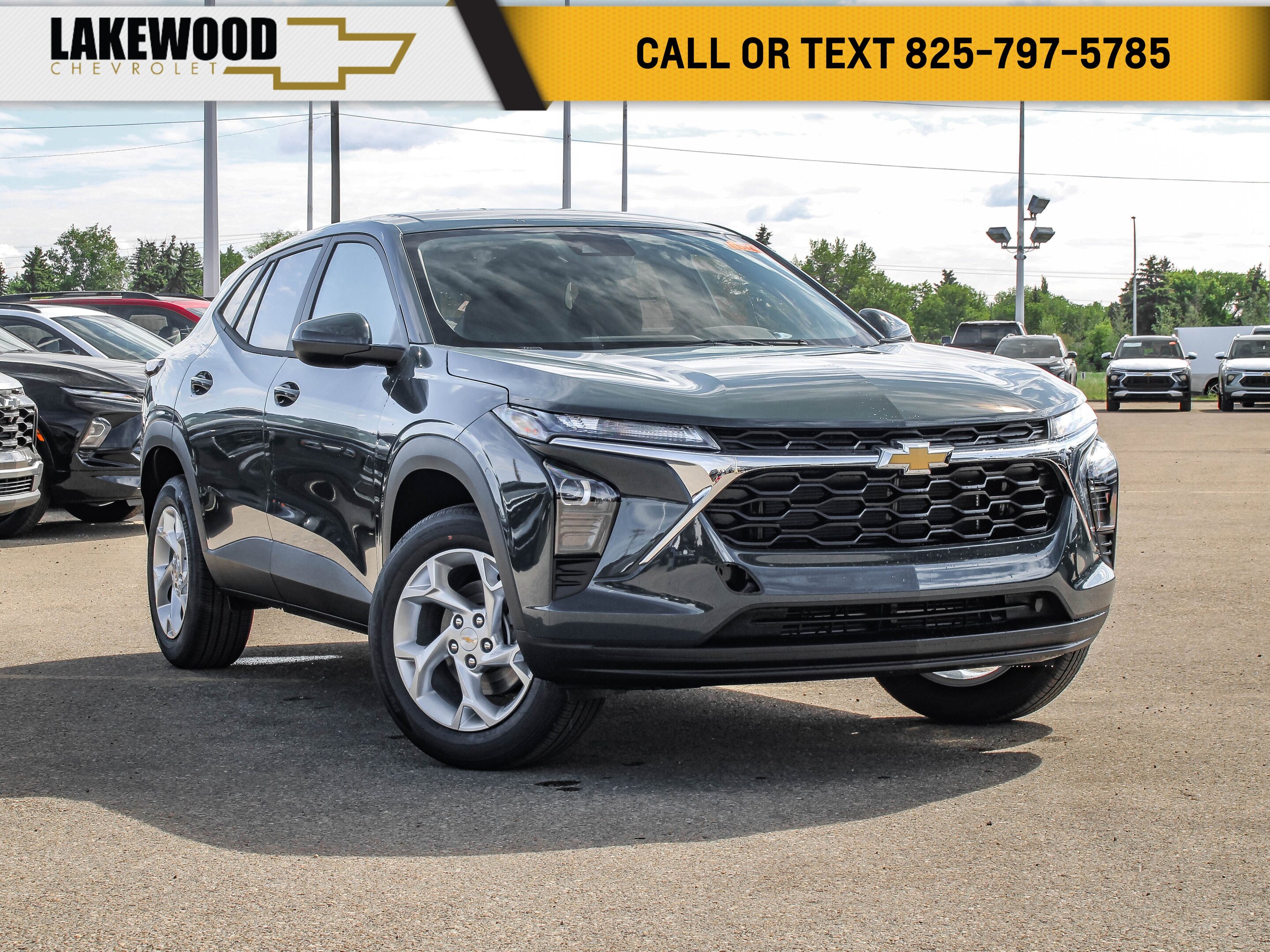 2025 Chevrolet Trax LS