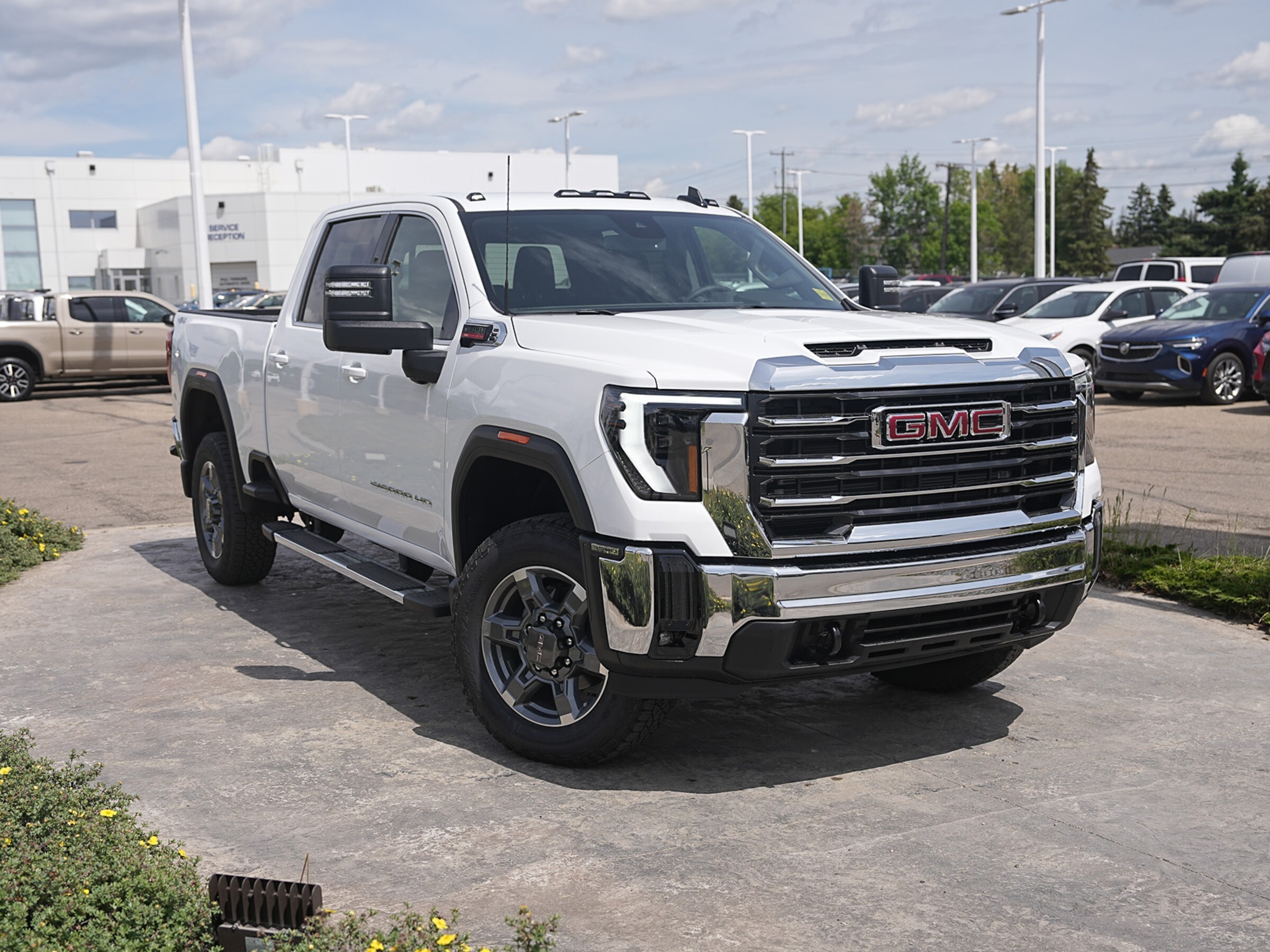 2025 GMC Sierra 3500HD SLE Diesel Value Package
