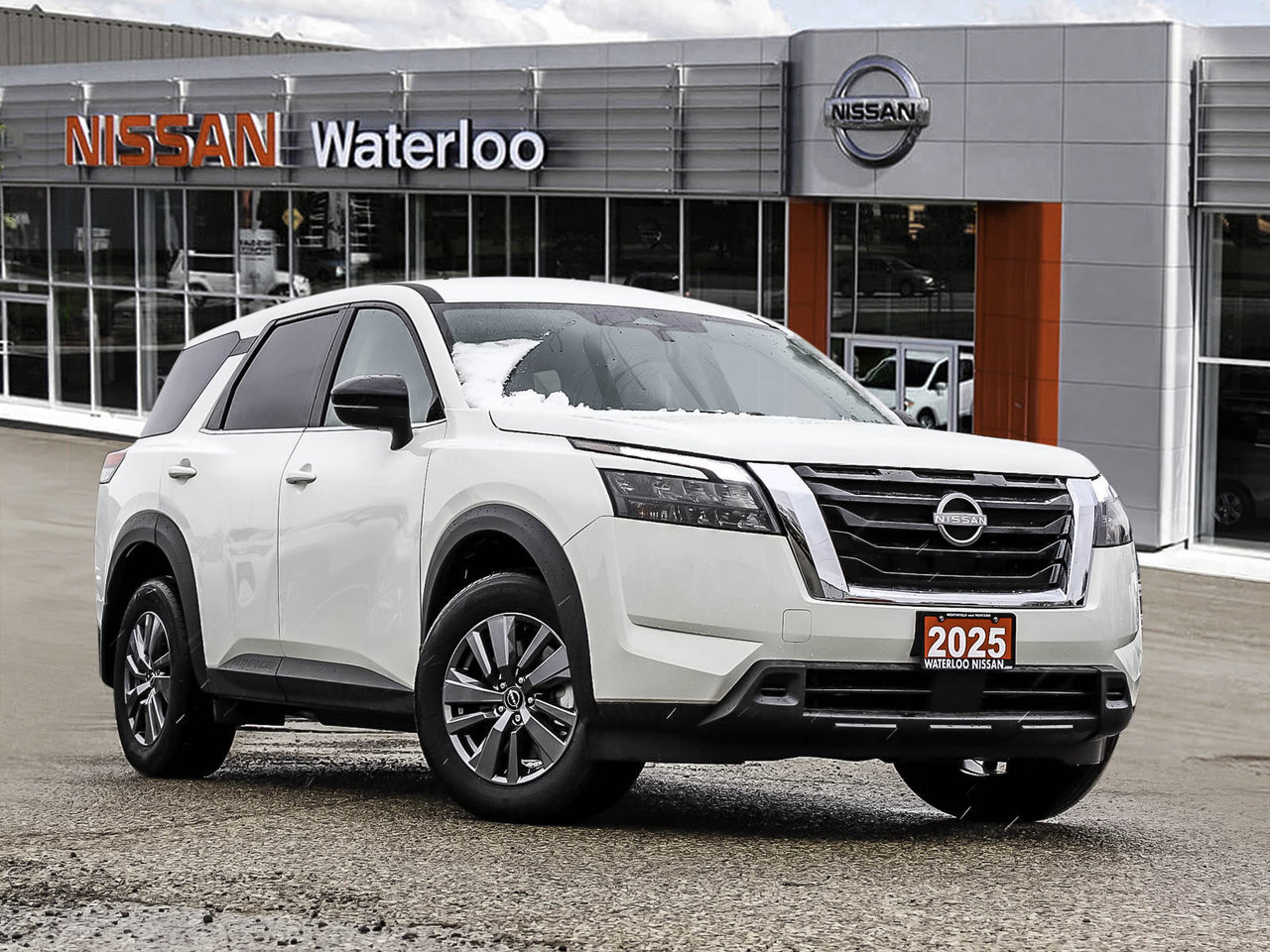 2025 Nissan Pathfinder S